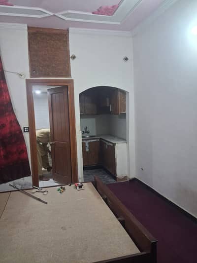 1bed available for small faimly