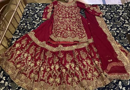 Farshi Lehnga for women only 1 time used with can/can