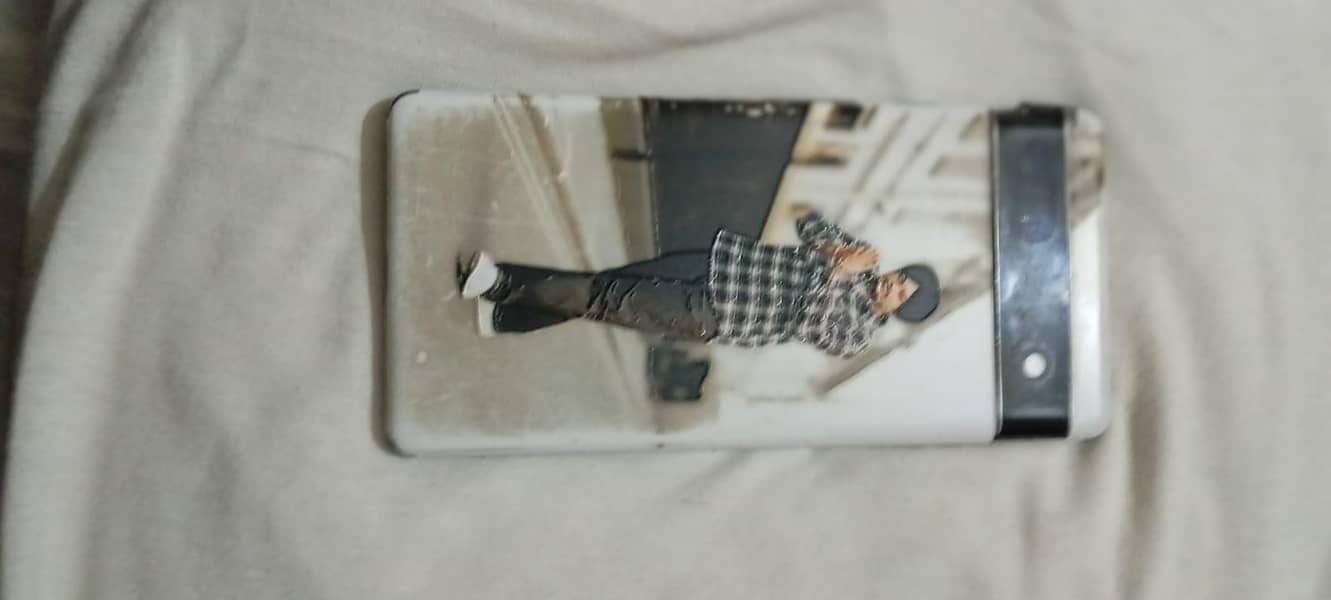 Google Pixel 6a 1
