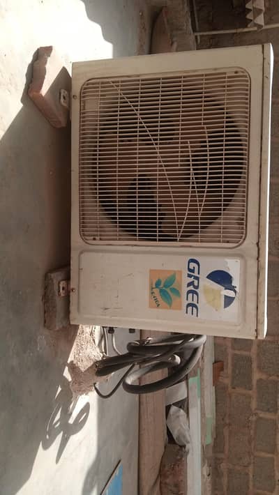 gree ac 1 ton chalo hai cool pa hai
