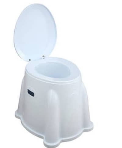Portable commode chair plastic like brand new
