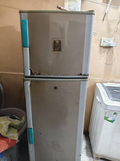 Used Dawlance Refrigerator for Sale – normal Condition