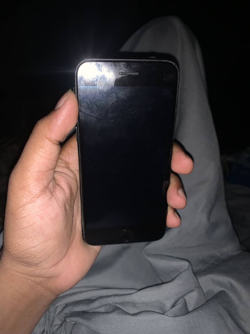 Apple iPhone 7 5