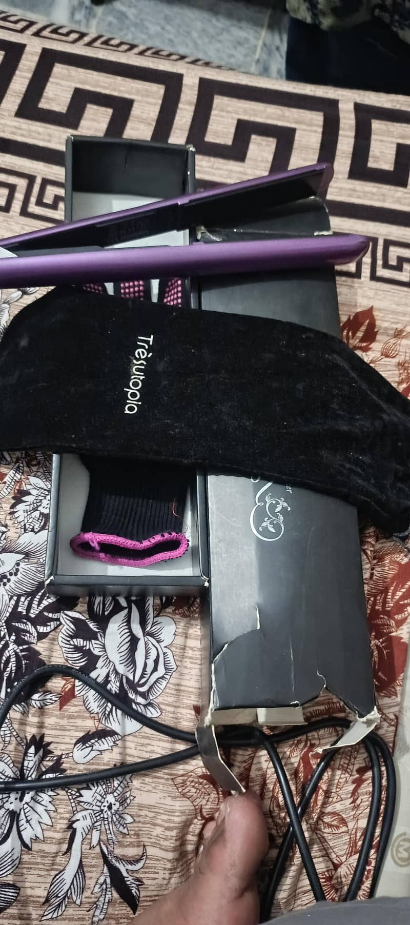 straightner 1