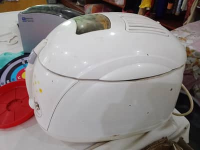 Black+Decker Air Fryer for sale in good working