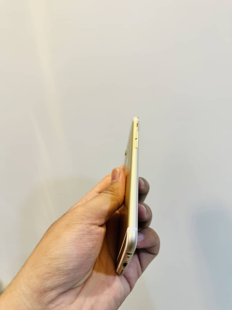 iPhone 6 3