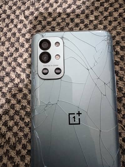 One Plus 9R