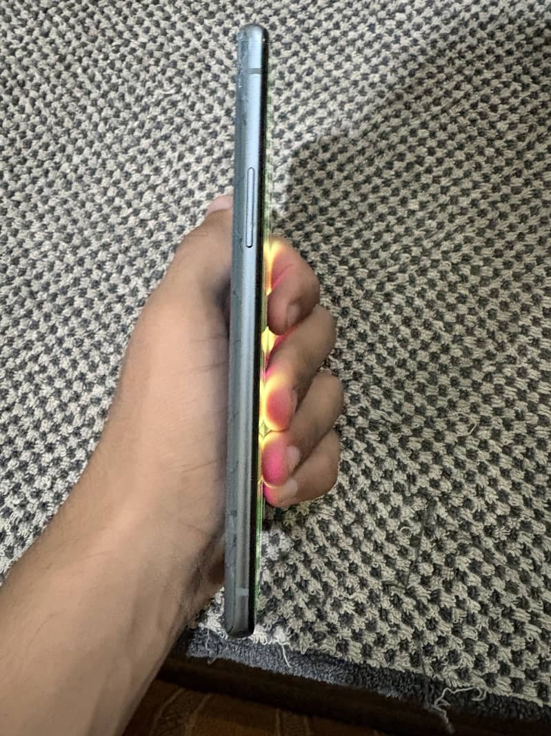 One Plus 9R 1