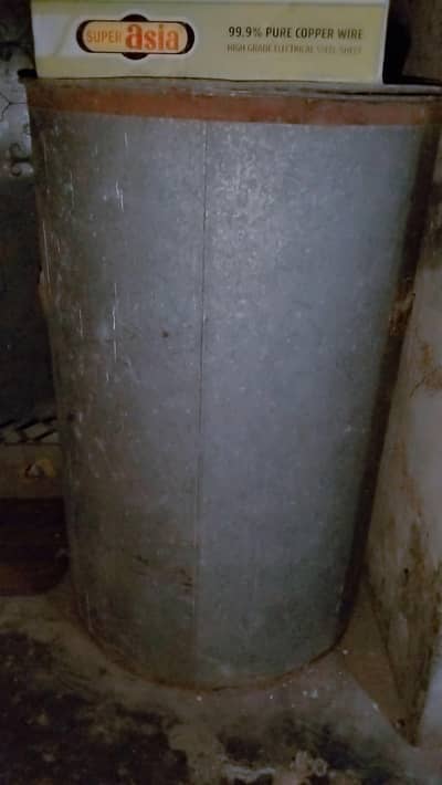 parola / wheat storage container