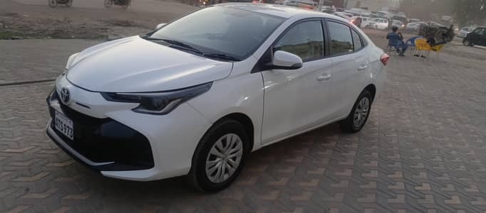 Toyota Yaris 2024 manual 1.3 new shape