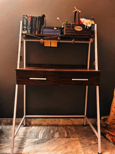 Study / Office Desk / Table.