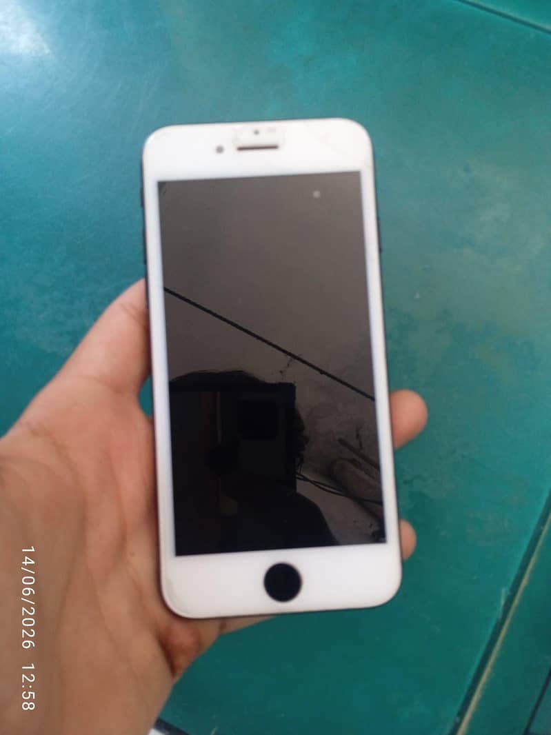 Apple iPhone 7 5