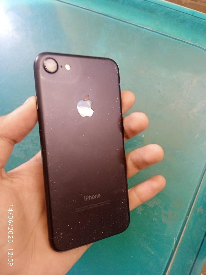 Apple iPhone 7 6