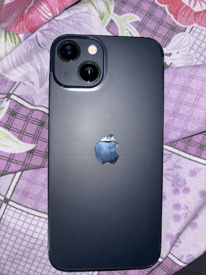 Apple iPhone 13 2