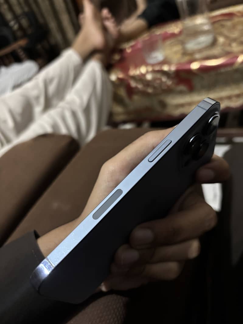 Apple iPhone 13 Pro 3