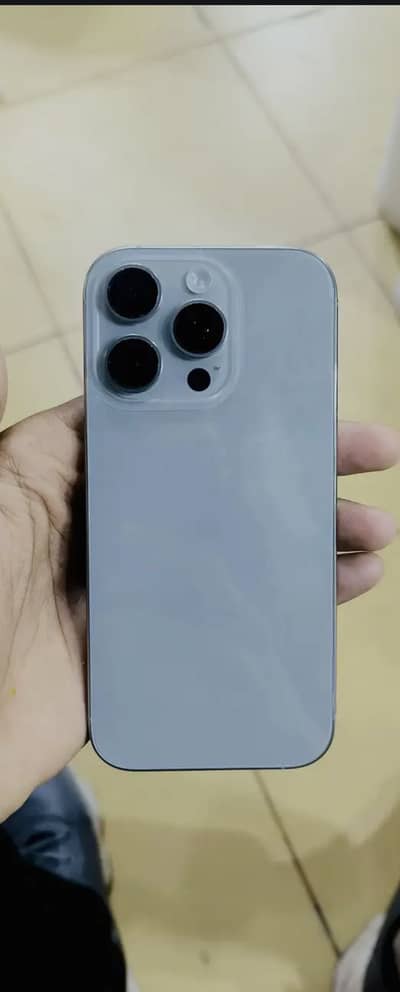 Apple iPhone 16 Pro
