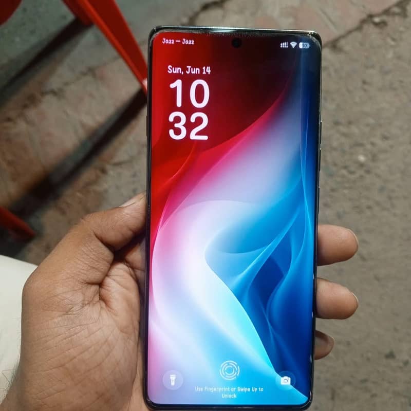 Tecno CAMON 40 Pro 0