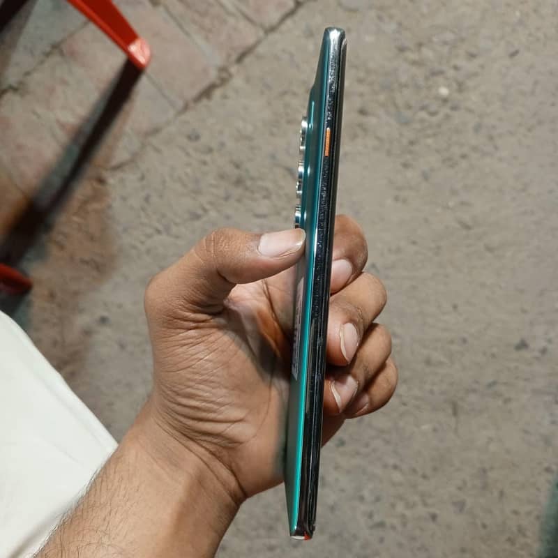 Tecno CAMON 40 Pro 3