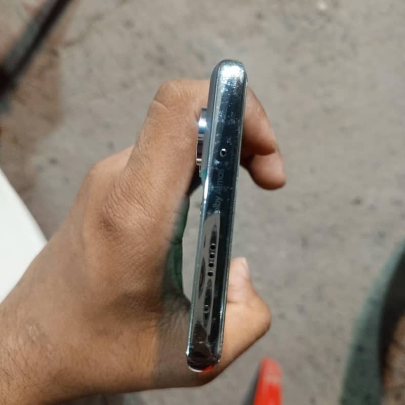 Tecno CAMON 40 Pro 6