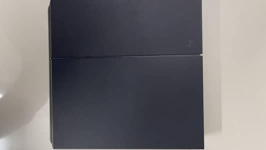 PS4 500GB barely used *sealed*