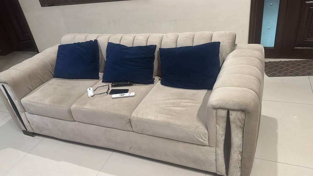 Sofa Set + Table 3