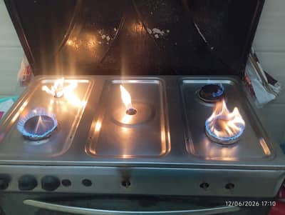 Cooking range for sale