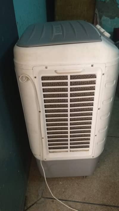 royal air conditioner for sale urgent need money