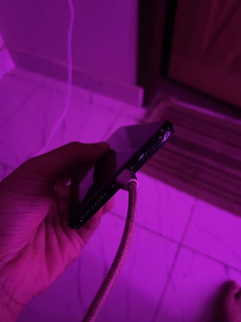 Apple iPhone 7 Plus 6