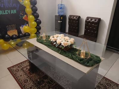 4 person dining table