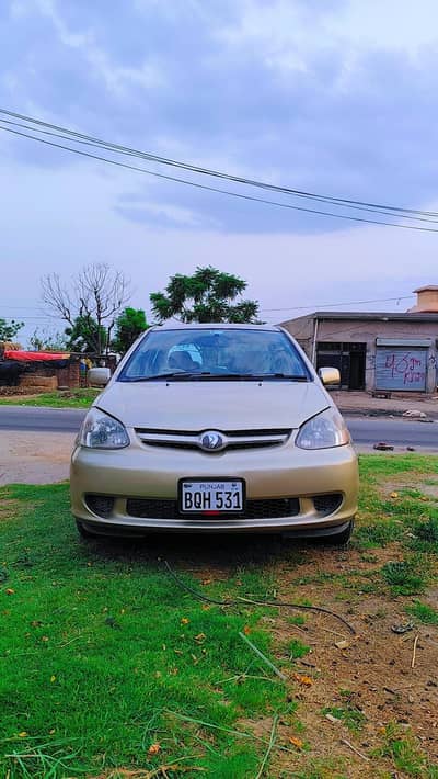 Toyota Platz/vitz 2006 1000 cc automatic