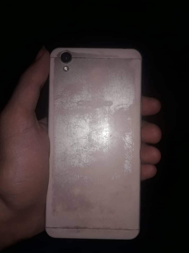 OPPO A37 1