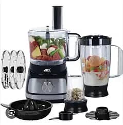 in very new condition chopper blender