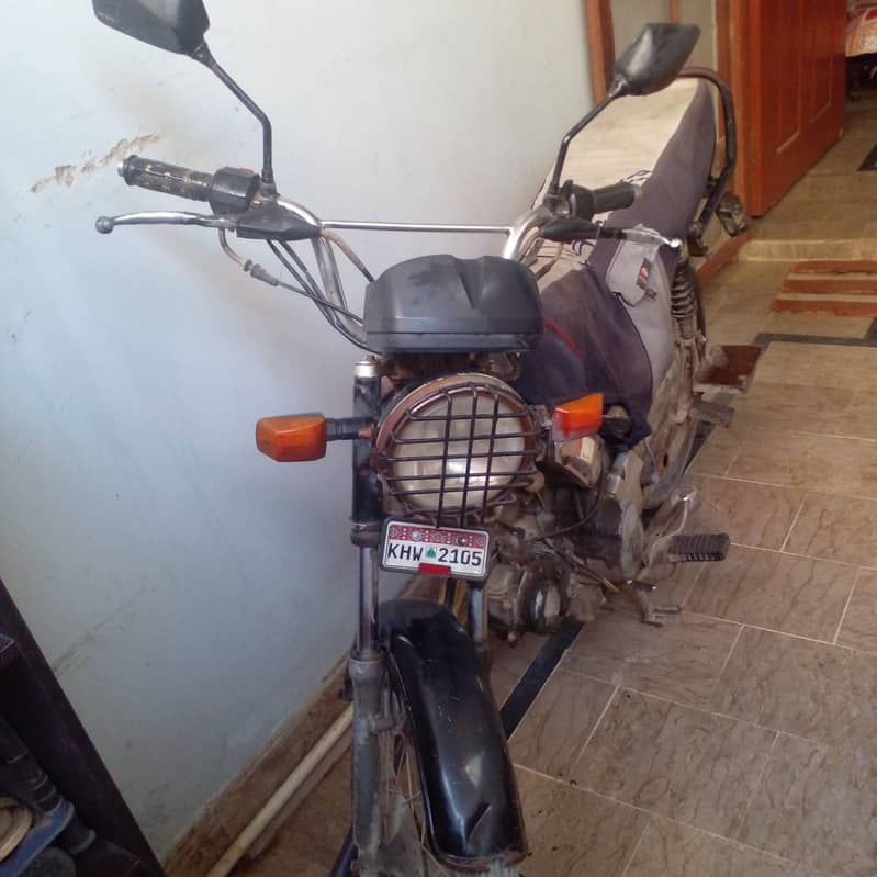 Suzuki Sprinter 2015 1