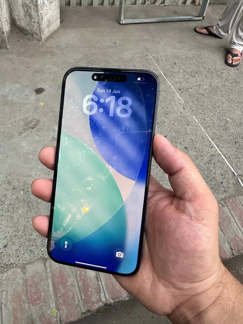 Iphone 15 Pro Max 1