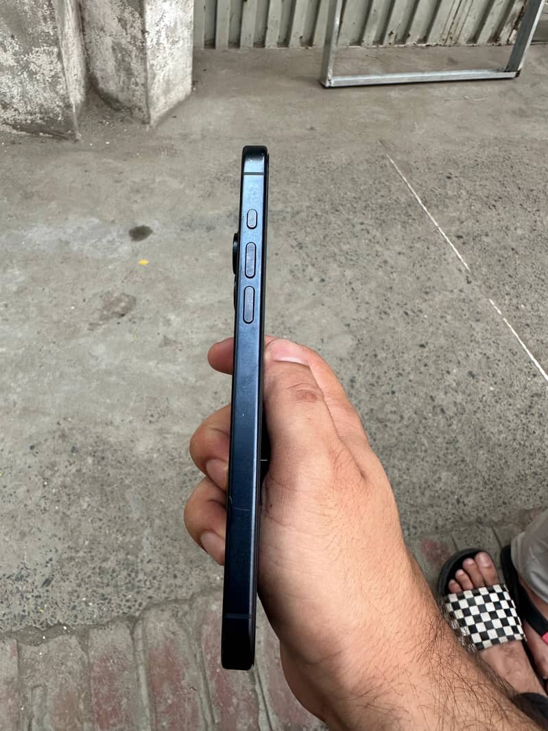Iphone 15 Pro Max 5