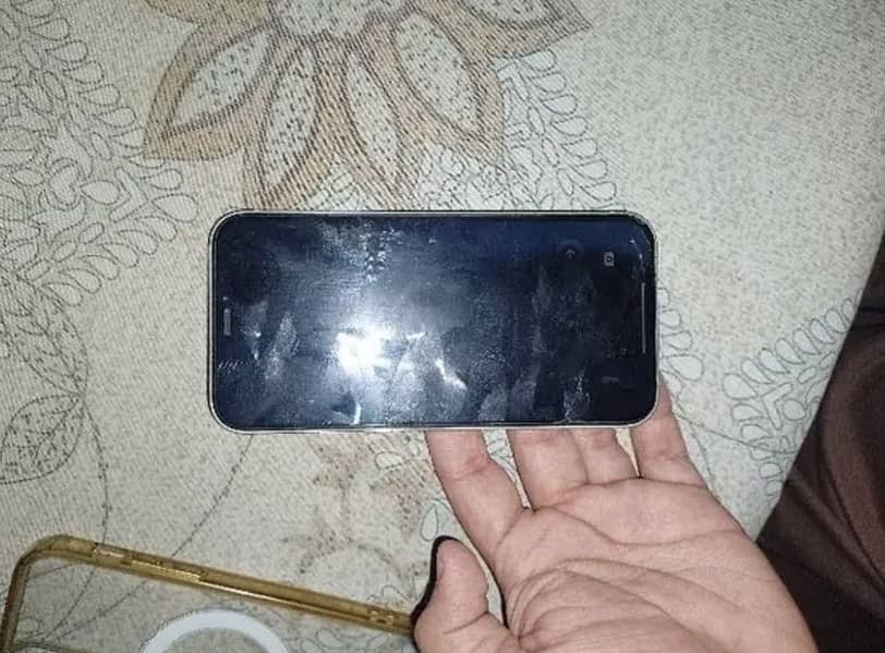 Iphone 12 3
