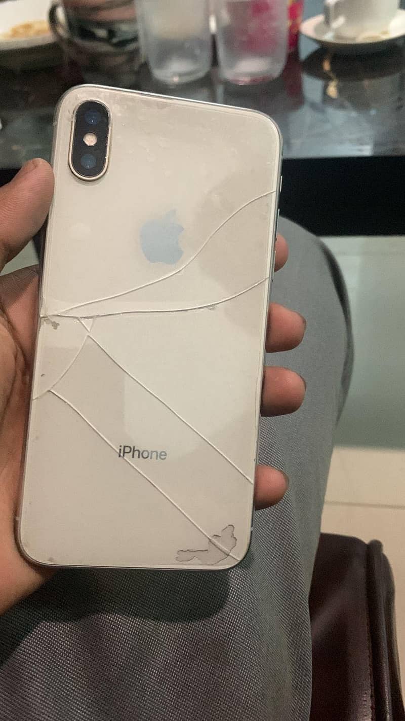 Apple iPhone X 3
