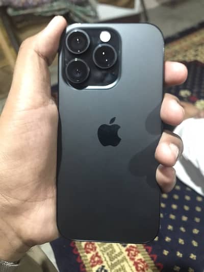 Apple iPhone 16 Pro