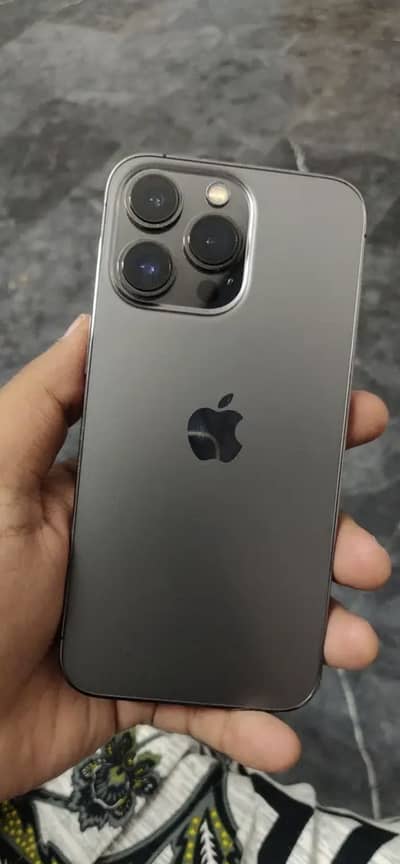 Apple iPhone 13 Pro