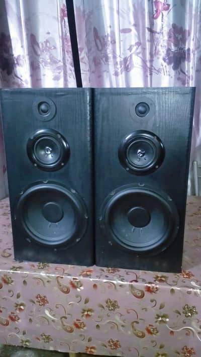 Malacia k Japni Spaker& Woofer ha Sony