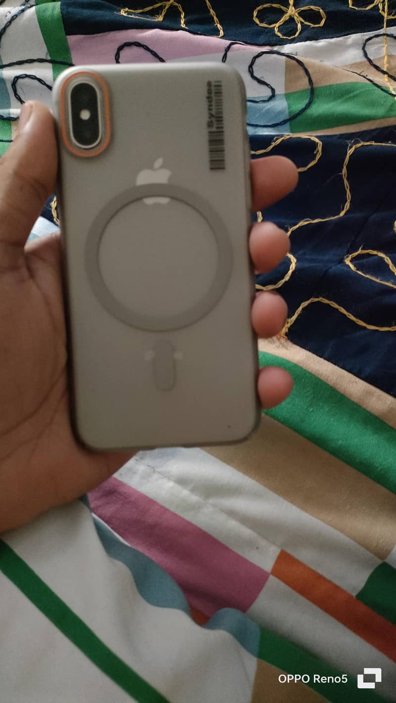 iphone x 4
