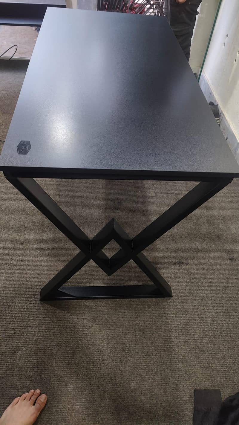 gaming table 3