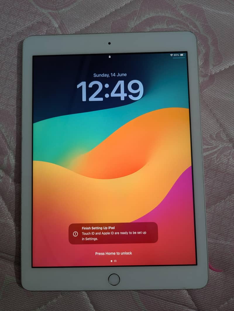 iPad 6th generation 0