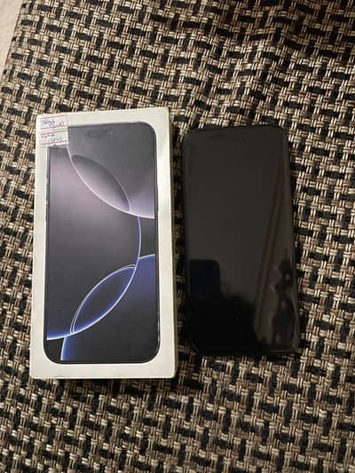 Apple iPhone 16 Pro Max
