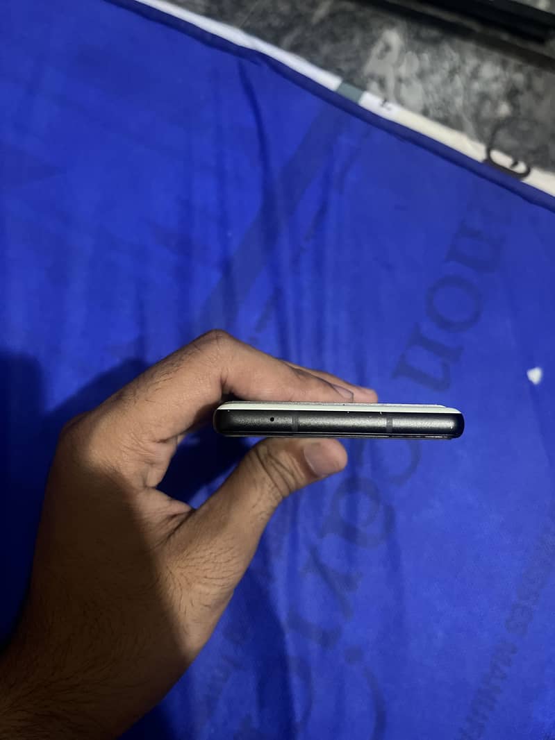 Google Pixel 6a 5