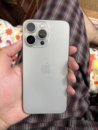Apple iPhone 15 Pro Max