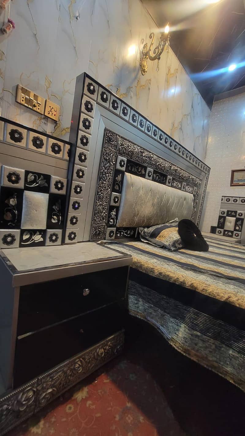 King Bed 2