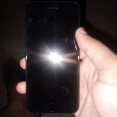 Apple iPhone 7