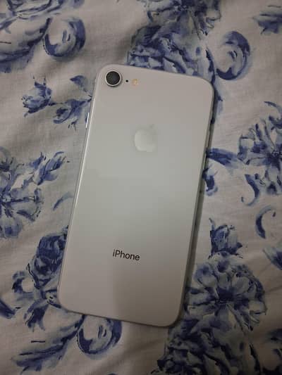 Apple iPhone 8