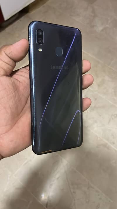 Samsung a30 pta approved 4/64